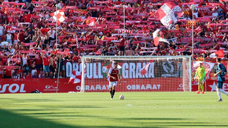 Instante del partido entre el Nàstic y el Murcia. Foto: Nàstic