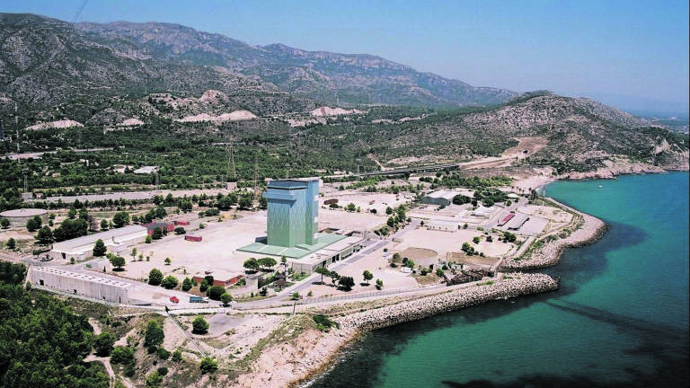 La central nuclear de Vandellòs I se halla ahora mismo en fase de desmantelamiento. foto:dt
