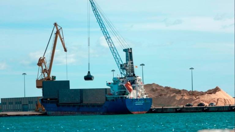 Argelia fue el tercer país en mercancías extranjeras durante 2021 en el Port de Tarragona. foto: port
