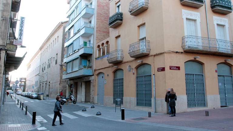 Uno de los locales robados se encuentra en la calle Balmes. Foto: Pere Ferré/DT