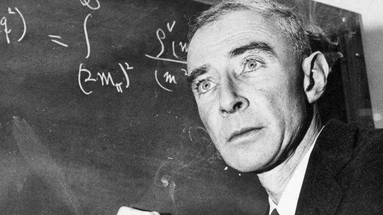 $!El físico Robert Oppenheimer.
