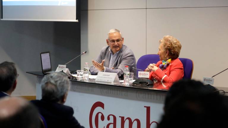 Josep Vicent Boira, en un momento de su intervención en la Cambra de Tarragona. foto: pere ferré