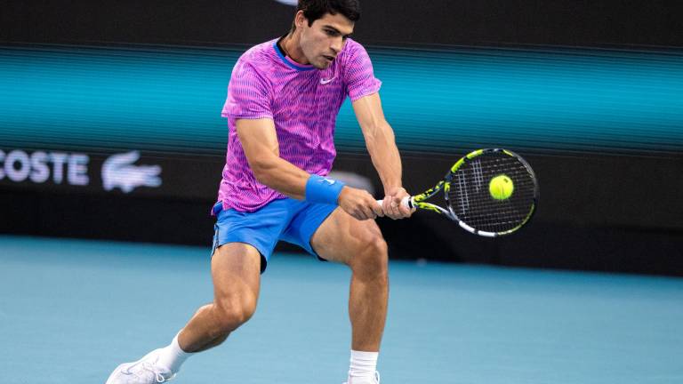 El tenista Carlos Alcaraz venció al francés Gael Monfils en una hora y 14 minutos. Foto: EFE/EPA/Cristobal Gerrera-Ulashkevich