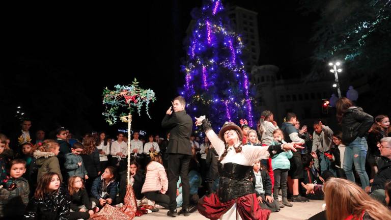 Encendido de luces de Navidad el año pasado en la Rambla Nova de Tarragona. Foto: Pere Ferré/DT