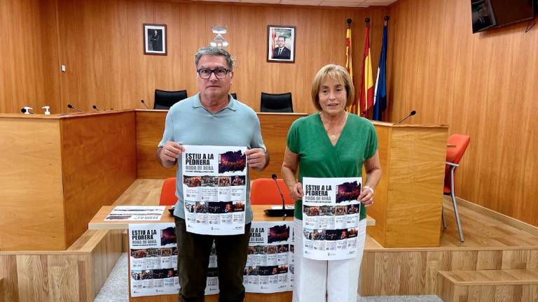 El alcalde de Roda de Berà, Pere Virgili, y la concejala de Cultura, Teresa Ferré. Foto: Ayuntamiento de Roda de Berà