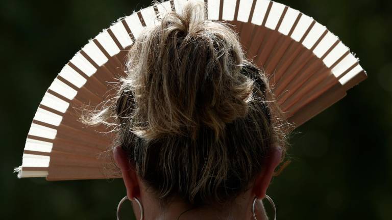 Protección Civil y Emergencias ha recomendado limitar la exposición al sol durante los próximos días. Foto: EFE