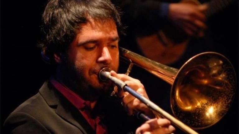 Raúl Cid toca el trombón en la Stromboli Jazz Band. Foto: Cedida