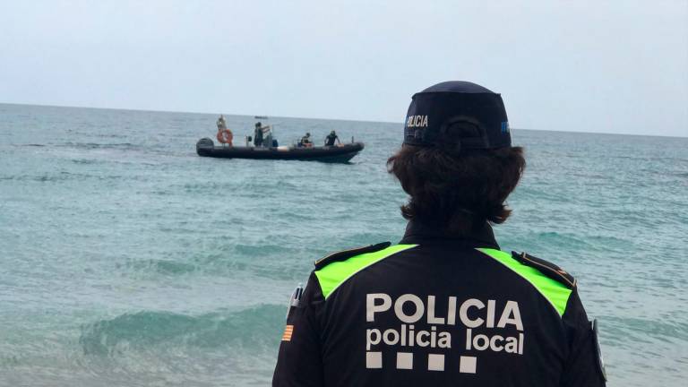 La Policía Local de Torredembarra también participó en el operativo. FOTO: Policia Local