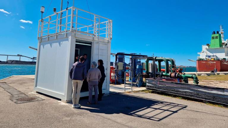 Cabina de control del Port de Tarragona. Foto: Cedida