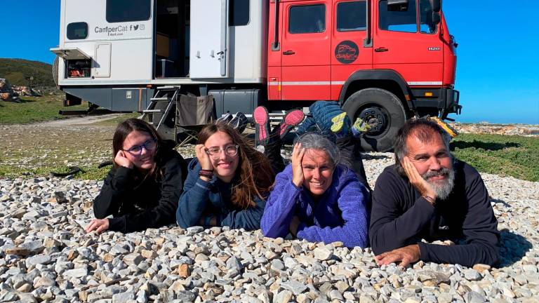 Después de una semana la familia ascendió a la cima del Kilimanjaro. Foto: Cedida