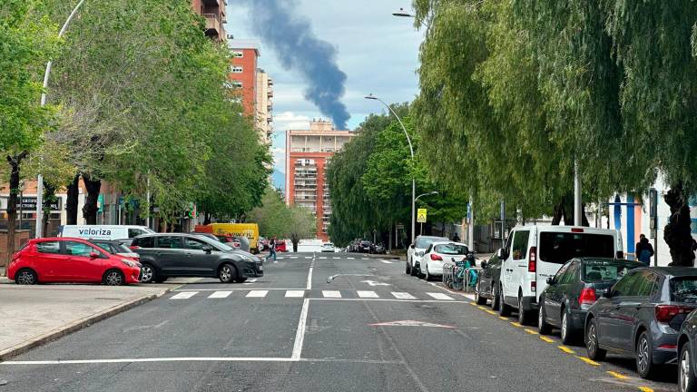 Vista de la antorcha desde la Plaça Imperial Tarraco. Foto: P.J.