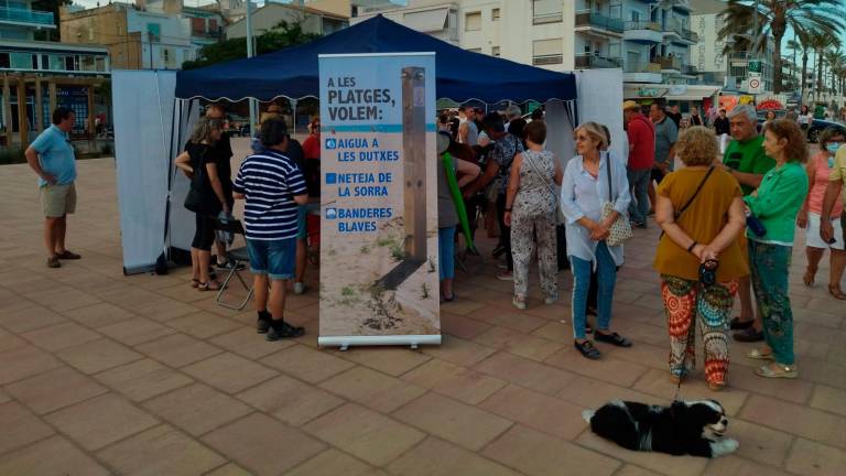 «Es grotesco cerrar las duchas de las playas cuando El Vendrell pierde un 35% de agua por fugas»