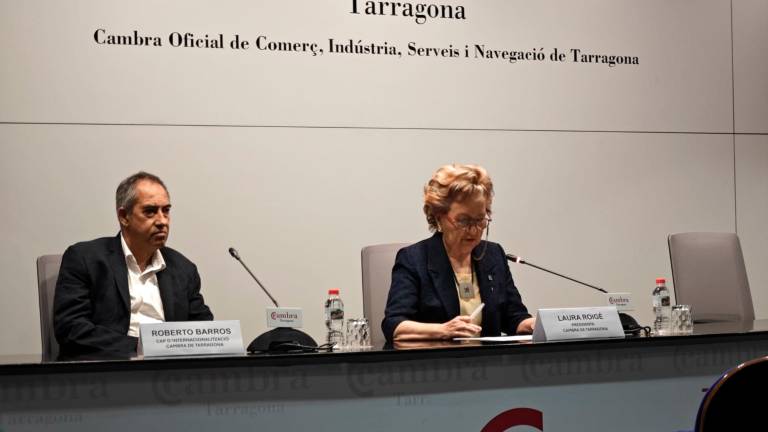 Roberto Barros junto a la presidenta de la Cambra de Tarragona, Laura Roigé. Foto: N.R.