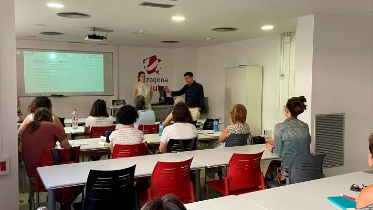 Una de las sesiones de “Tarragona Economía Social y Solidaria”. Foto: Ayuntamiento de Tarragona