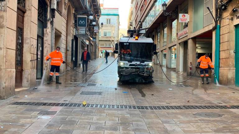 La brigada municipal de limpieza de Tarragona. Foto: DT