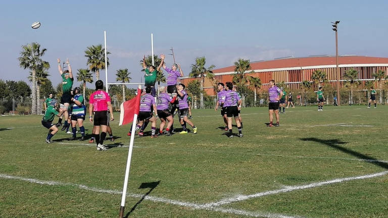 El Club Rugby Tarragona disputó frente al Sitges su primer partido en l’Anella Mediterránea, su nueva casa. FOTO: CEDIDA