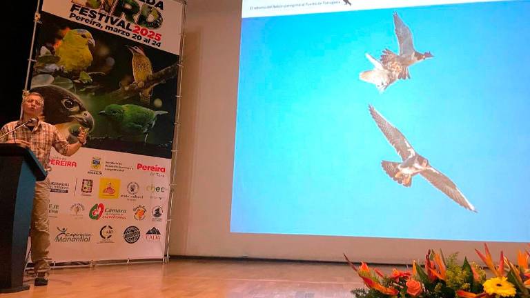 Ferran Aguilar ha estat a Colòmbia per exposar el cas dels falcons de Tarragona. Foto: Port de Tarragona