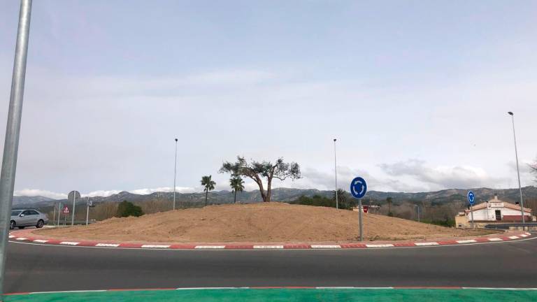 La rotonda de la C-12 a Jesús, al municipi de Tortosa. Foto: M. Millan