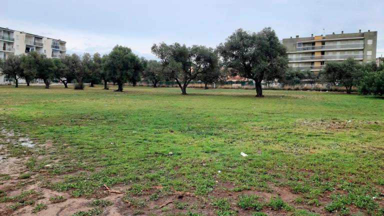 Esta será una de las zonas de aparcamiento donde podrán aparcar unos 70 vehículos. FOTO: Ayuntamiento de Cambrils