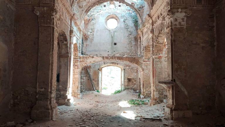 L’interior de l’església que és de grans dimensions i neoclàssica. Foto: Cedida