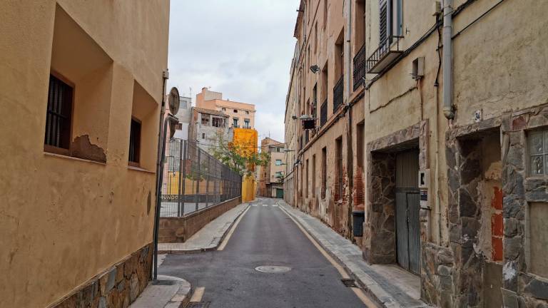 El acusado fue interceptado en la calle Sant Francesc de Valls. Foto: Àngel Juanpere