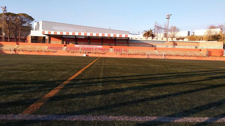 El partido se disputaba en el campo del Vilar, en Valls. Foto: Àngel Juanpere