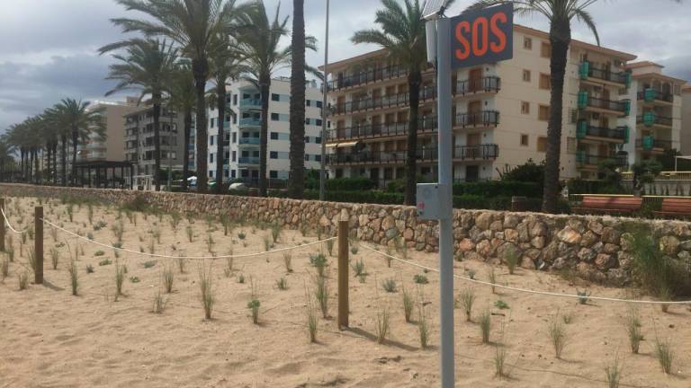 $!Las playas de Calafell incorporan postes SOS