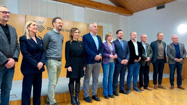 Reunión en la Diputació de Tarragona para impulsar el Área Metropolitana hace unos meses. Entre los asistentes los alcaldes de Vila-seca y Tarragona. FOTO: Ajuntament de Reus