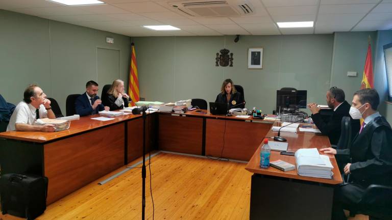 Sala de vistas ayer del Juzgado de lo Penal 4 de Tarragona durante el juicio. Foto: Àngel Juanpere
