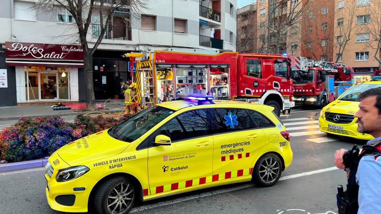 Un incendio en Reus deja 10 heridos, dos de ellos críticos