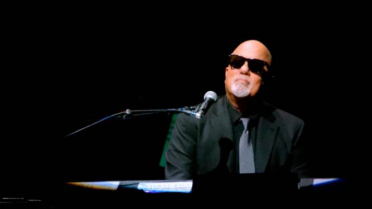 Billy Joel, en 2017, durante un concierto en el Nassau Veterans Memorial Coliseum, en el estado de Nueva York, Estados Unidos. FOTO: CEDIDA