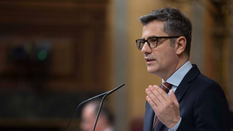 El ministro de la Presidencia, Félix Bolaños, durante el debate del decreto ómnibus en el Congreso. Foto: Congreso de los Diputados