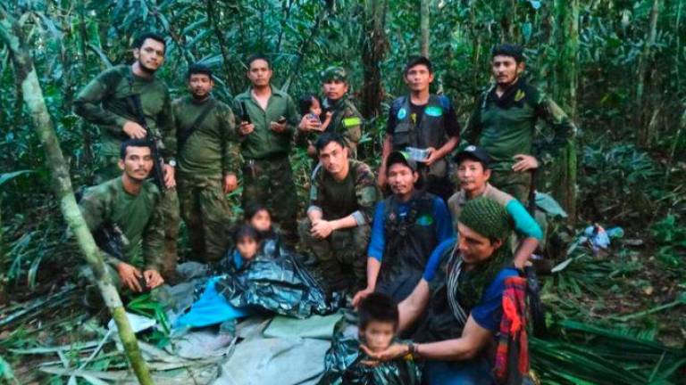 Milagroso rescate de 4 niños perdidos 40 días en la selva amazónica de Colombia tras accidente aéreo