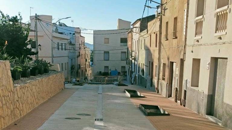 Els projecte de millora i renovació dels carrers als Garidells ha costat gairebé 700.000 euros. foto: Cedida