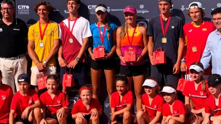 Alice Ferlito y Iannis Miletich triunfan en la Red Cup de tenis