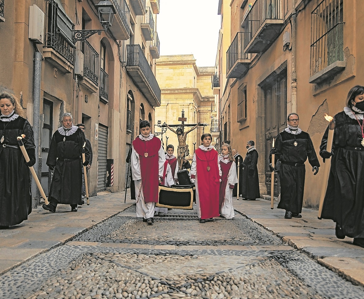 El Via Crucis de la Sang por la Part Alta. Foto: Àngel ullate