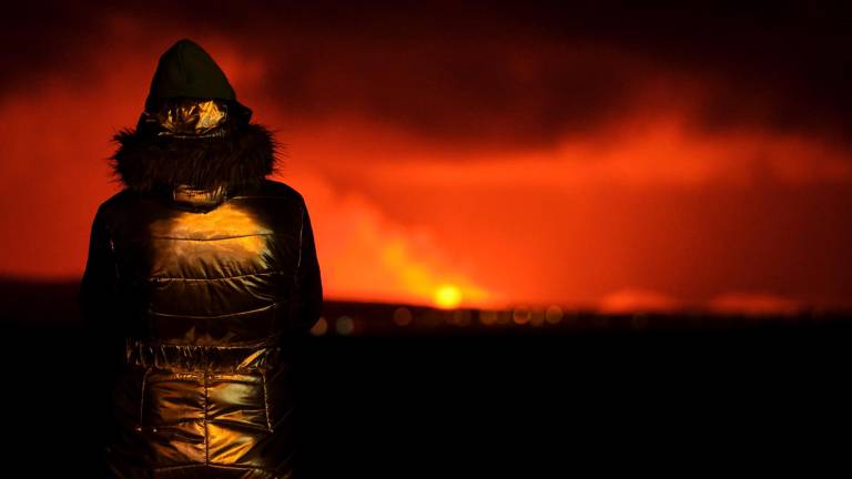 $!Islandia declara el estado de emergencia por la erupción de un volcán cerca de Grindavik