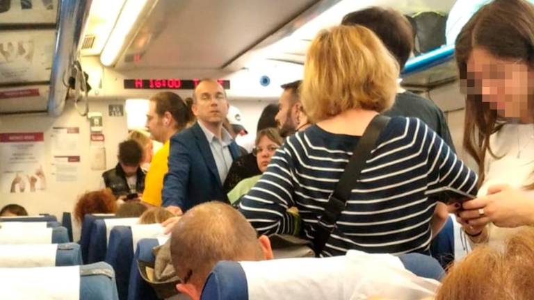 Dos horas de Tarragona a Barcelona en tren. «Mañana cojo el bus»