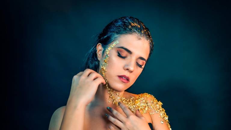 Maria Moss, en una imagen promocional de su álbum ‘Gold’. Foto: Valeria Amoros