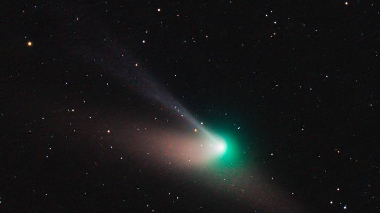 Imagen inédita y reciente del cometa desde Prades. FOTO: ALEIX ROIG @PARCASTROPRADES