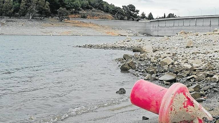 Un 2022 nefast al pantà de Riudecanyes per l’escassetat de pluges. FOTO: Fabian Acidres
