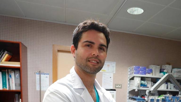 $!El facultatiu especialista d’Otorrinolaringologia, Fabián Alzate. Foto: Pere Ferré