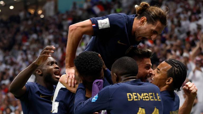 Los jugadores de Francia celebran uno de los goles ante Inglaterra Foto: A. Estévez