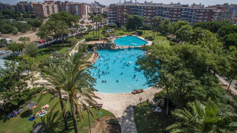 Piscina municipal del Parc dels Capellans. Foto: Cedida