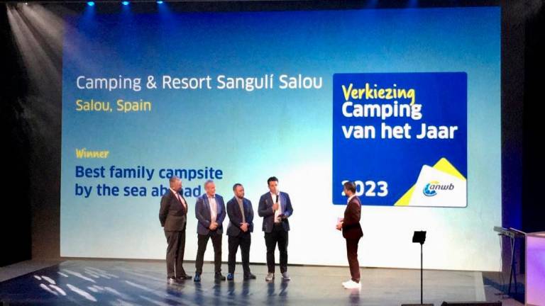 El Sangulí Salou gana el premio al Camping del Año 2023