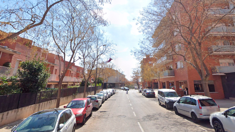 El robo fue cometido en la calle Maria Cortina i Pascual. Foto: Google