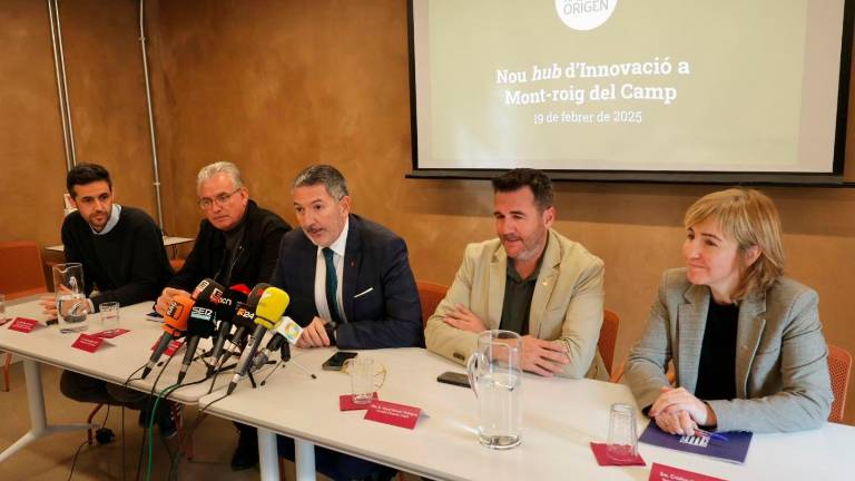 La presentación del proyecto de Ametller Origen ha contado con la presencia del conseller de Emprea i Treball de la Generalitat, Miquel Sàmper. Foto: Marc Bosch