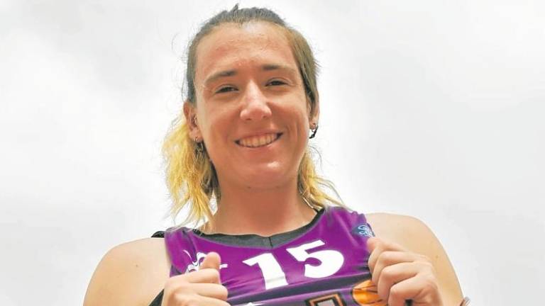 La capitana Laura Pascual seguirá una temporada más en el TGN Bàsquet