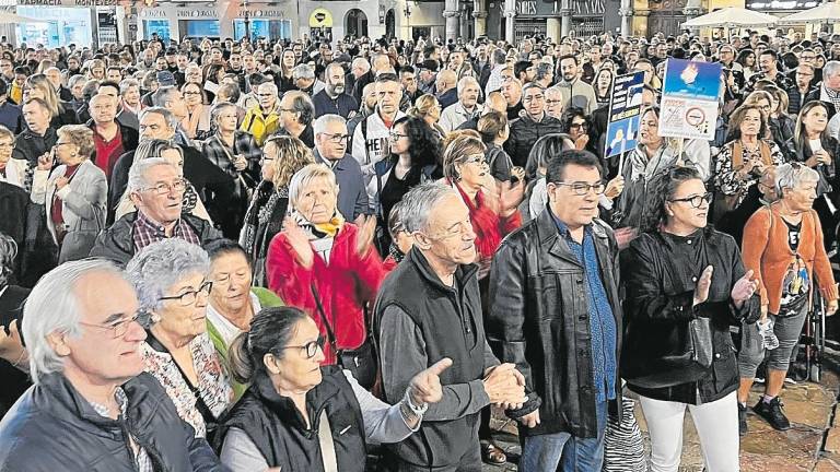 Una de las protestas que se llevó a cabo en Reus contra la modificación de ordenanzas fiscales, en noviembre. Foto: Alfredo González