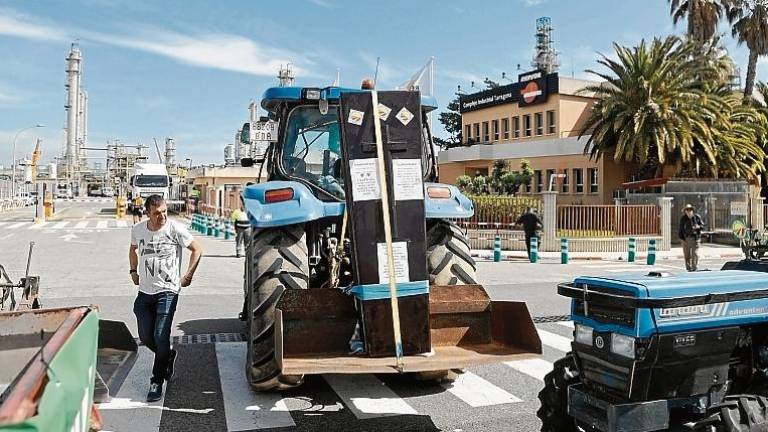 Imagen de la tractorada convocada por Unió de Pagesos para protestar por el elevado precio del gasoil. Foto: Alba Mariné